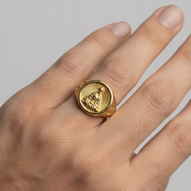 Anel grande banhado a ouro em aço inoxidável dourado premium