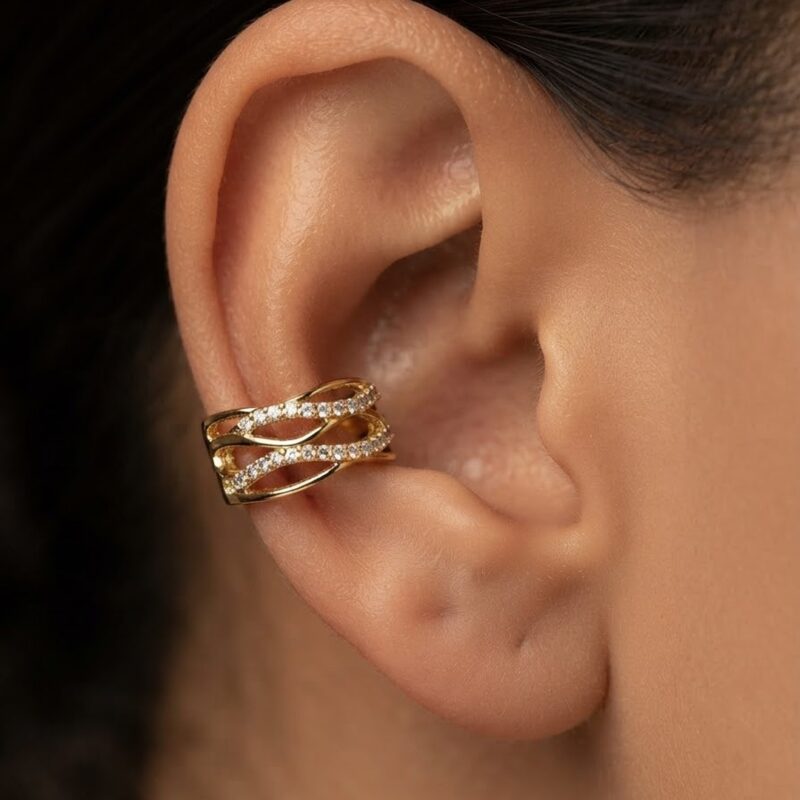 Piercing ondulado cravejado banhado ouro 18k