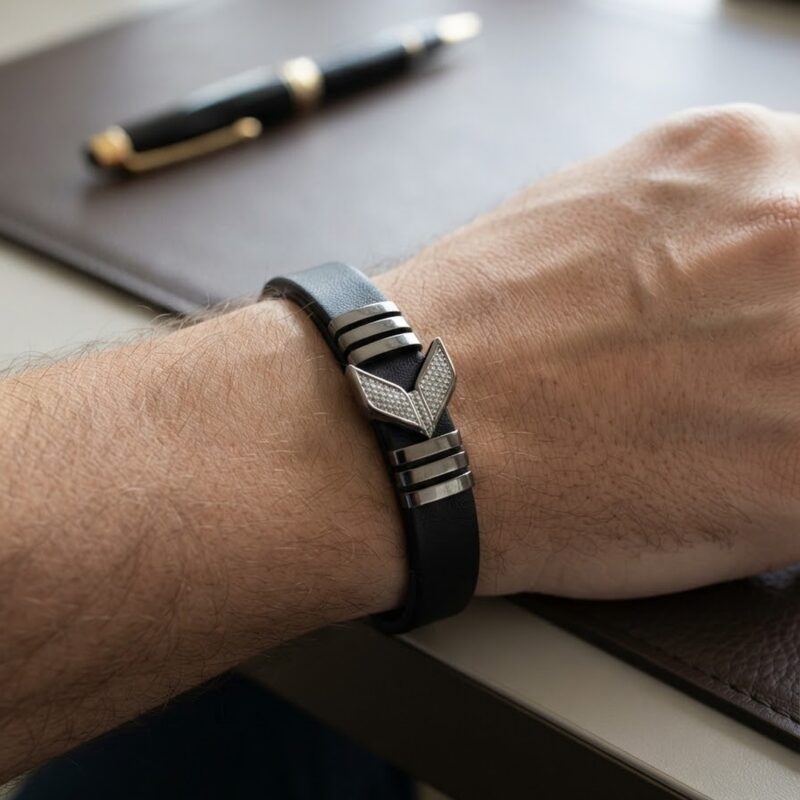 Pulseira courino seta aço premium