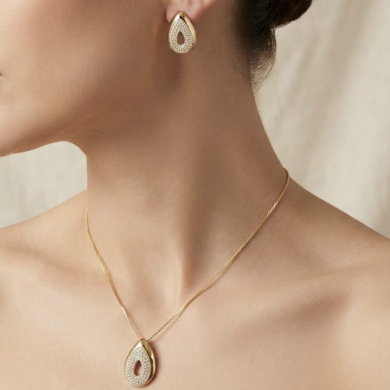 Conjunto gota meio vazado cravejado banhado ouro 18k atacado premium