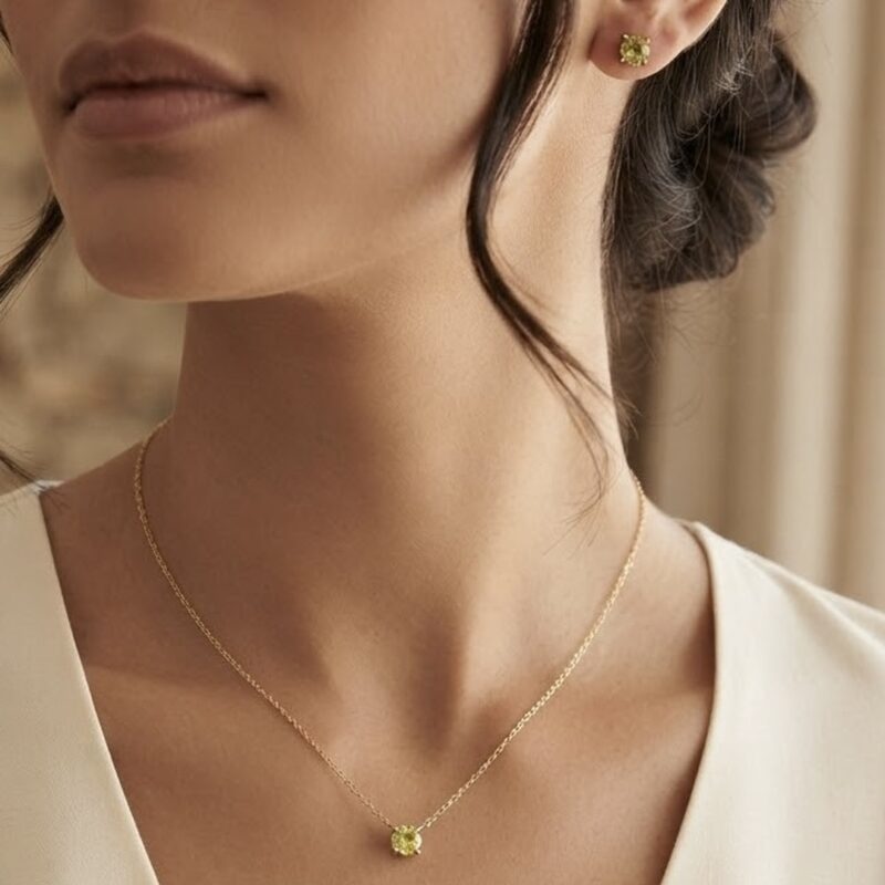 Conjunto florzinha cristal banhado em ouro 18k